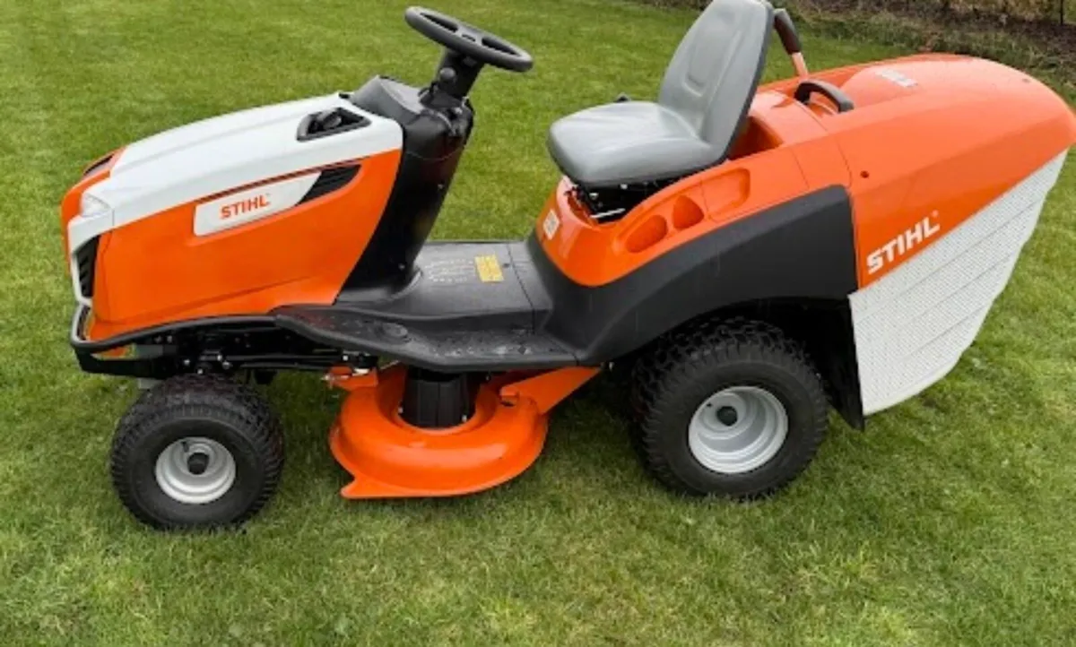 STIHL RIDE ON MOWER AS New - Image 2