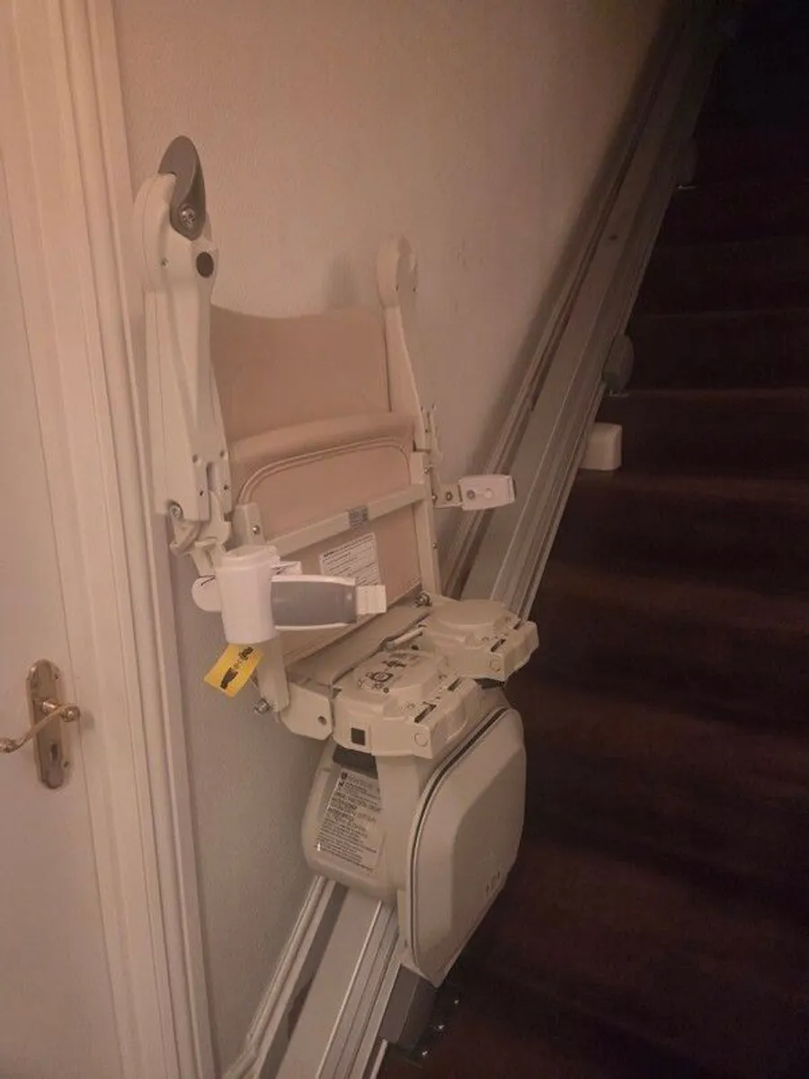 Stairlift - Handicare 1100 - Image 3