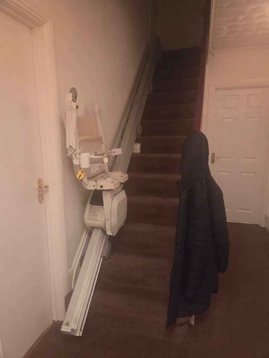 Stairlift - Handicare 1100 - Image 4
