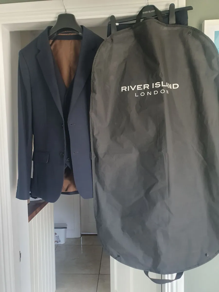 Mens suit - Image 4