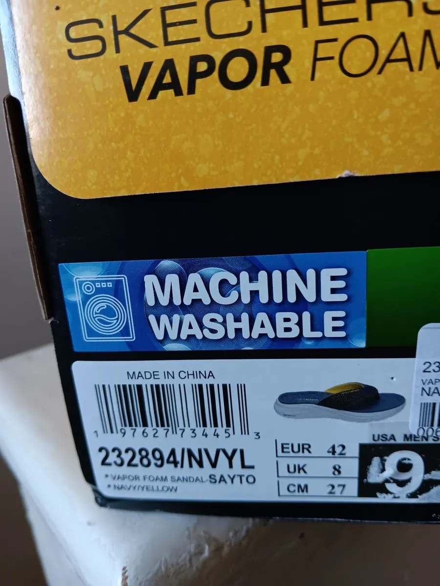 SKECHERS MENS FLIP FLOPS (NEW) - Image 3