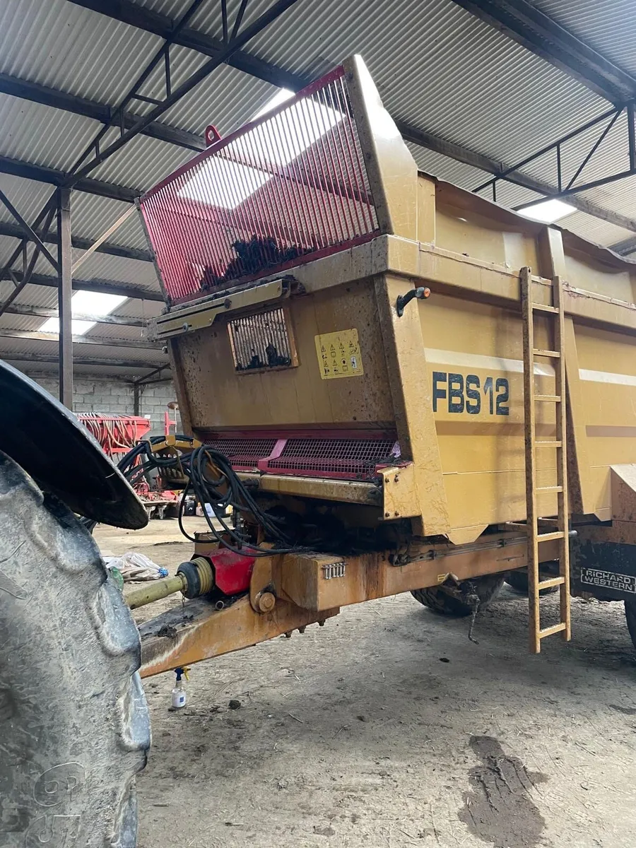 Dung spreader - Image 3