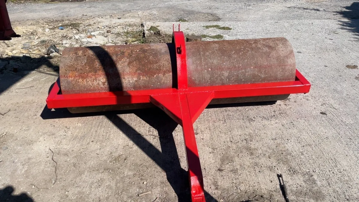 8 foot land roller - Image 2