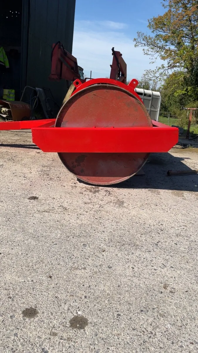 8 foot land roller - Image 4