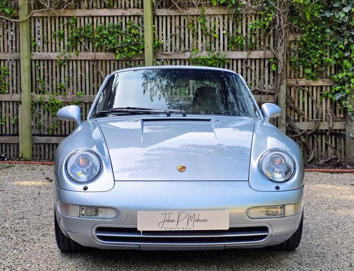 1995 Porsche 911 / 993 Carrera 2 Manual - Image 4