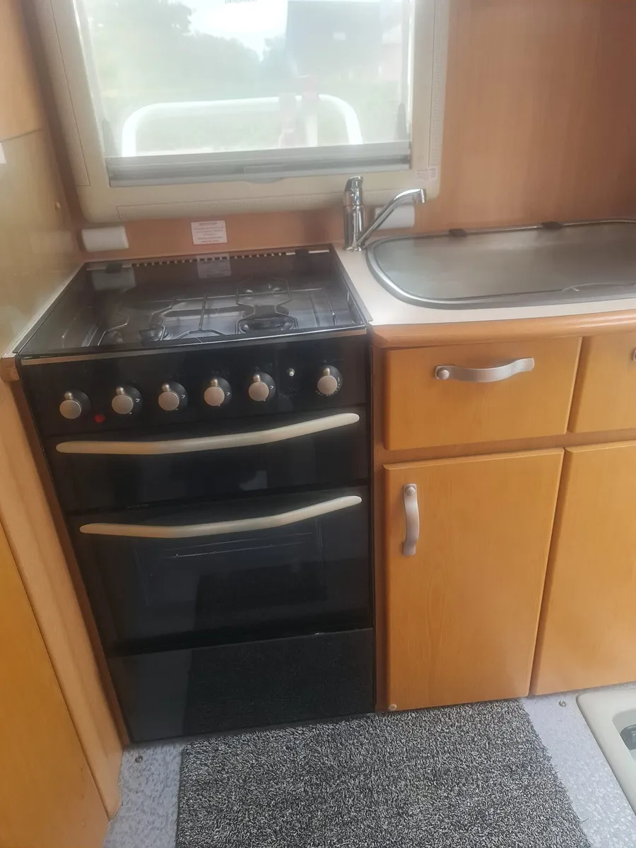 Campervan Peugeot Autosleeper Nuevo - Image 3