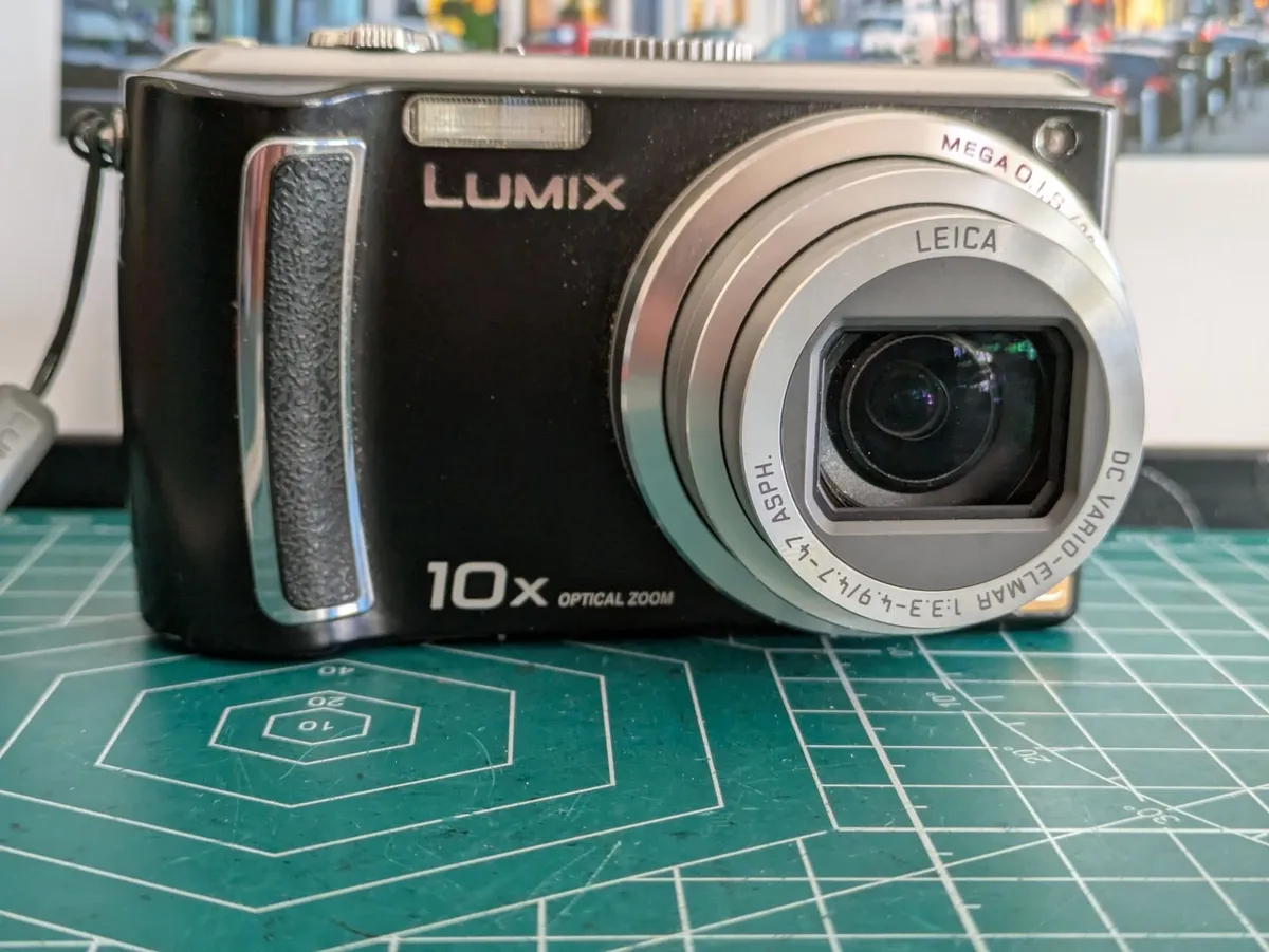 Panasonic Lumix TZ5 9MP CCD🌈 Leica Vario-Elmar💥 - Image 1