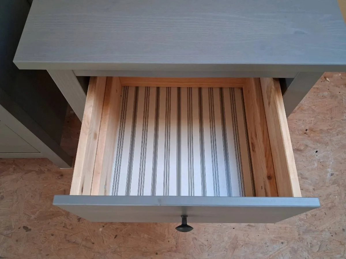 Two IKEA Hemnes drawers - Image 2