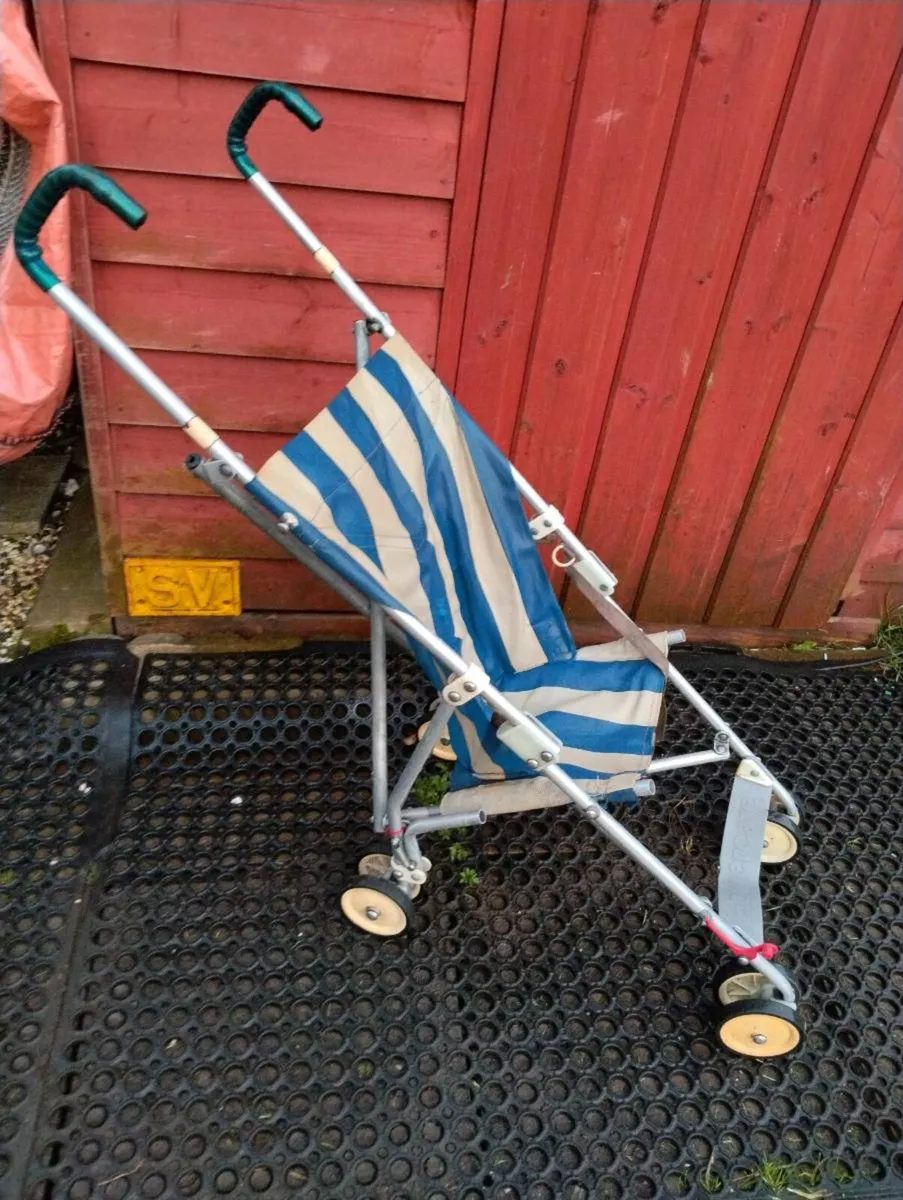 Vintage stroller - Image 4