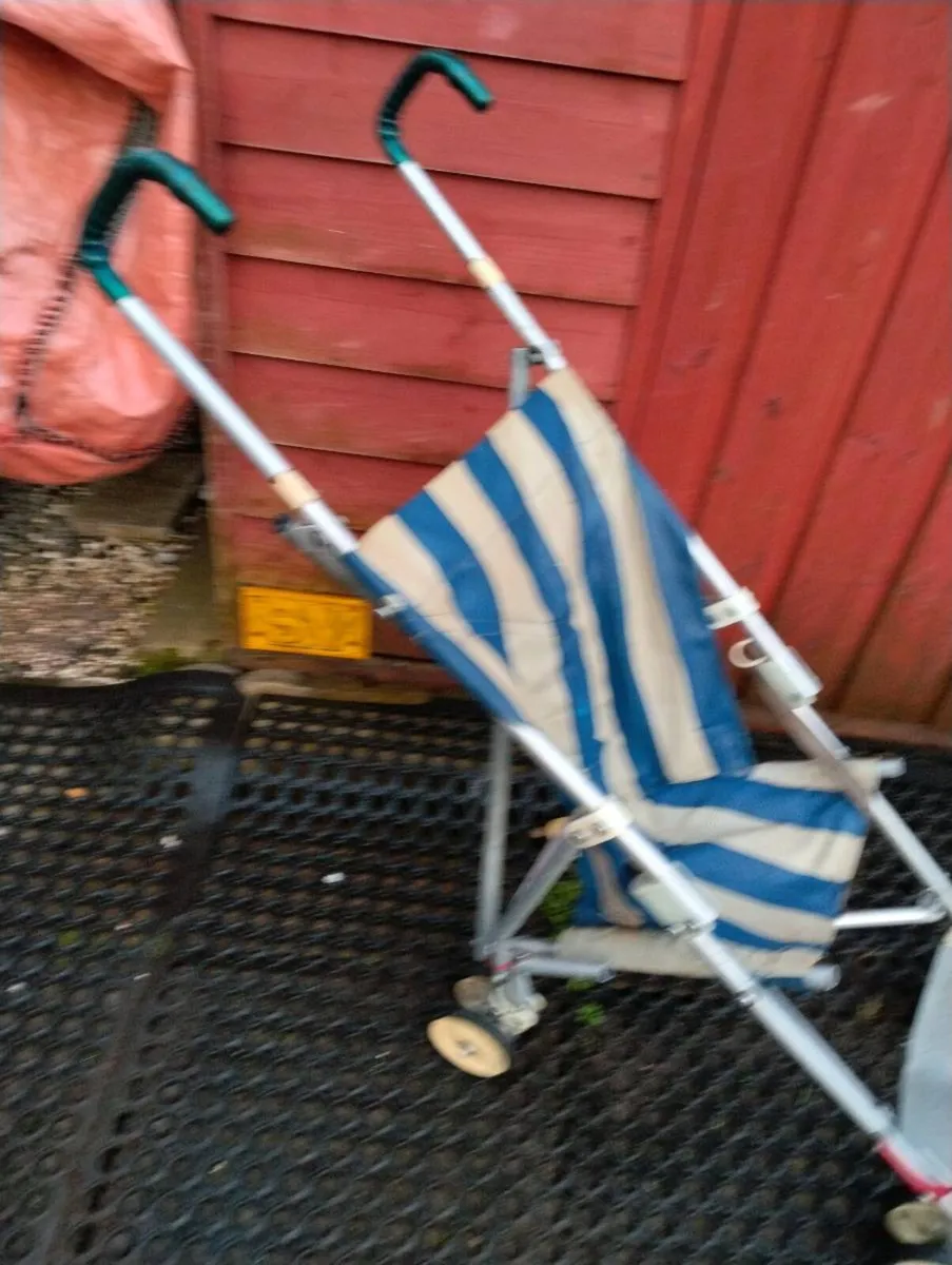 Vintage stroller - Image 1