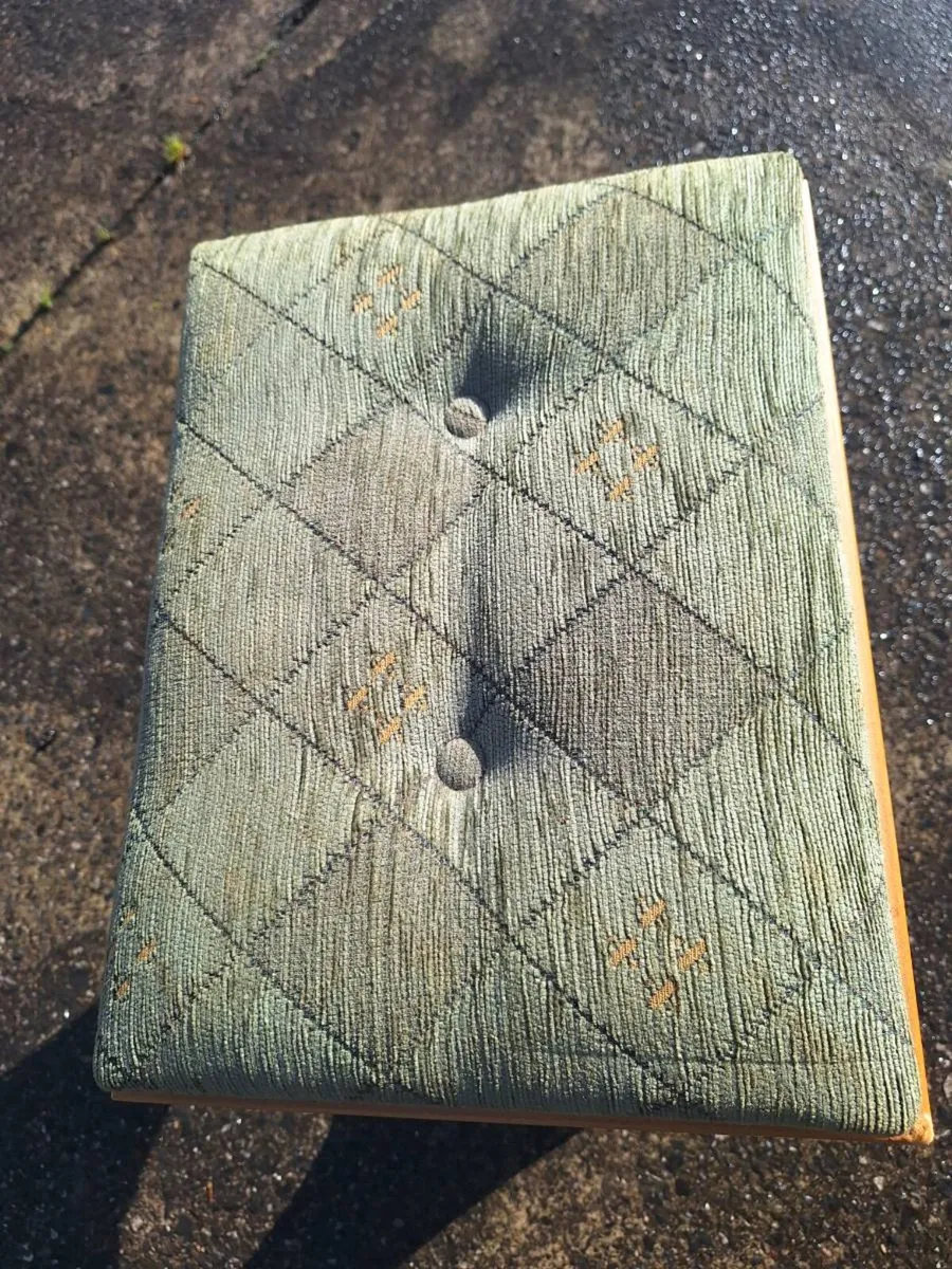 Lovely small vintage stool - Image 2