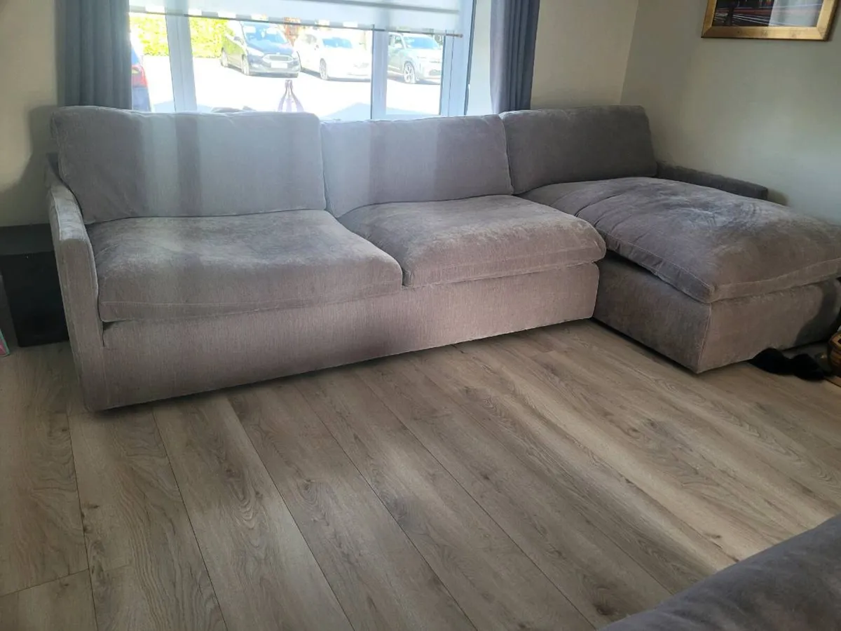 Suite furniture - Image 4