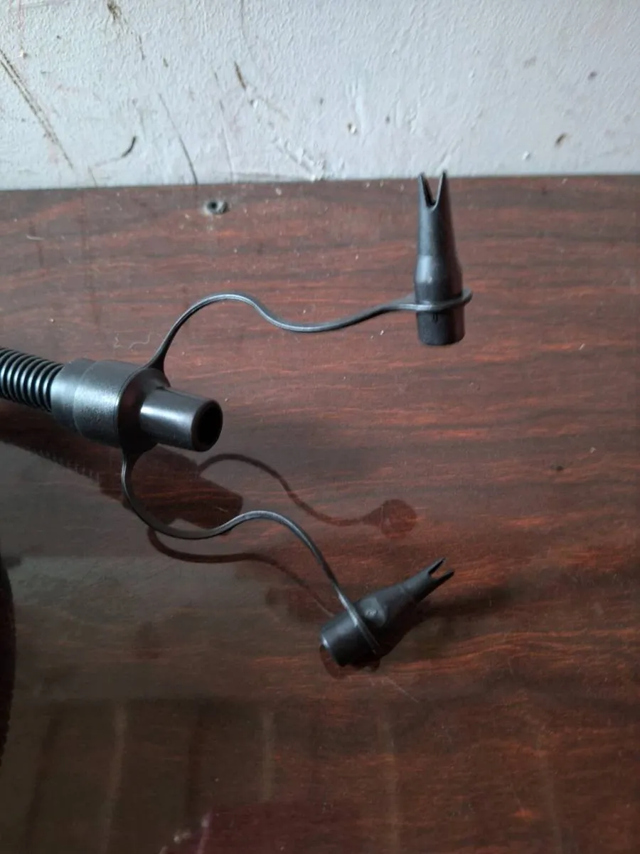 Foot pumps €5 each - Image 2
