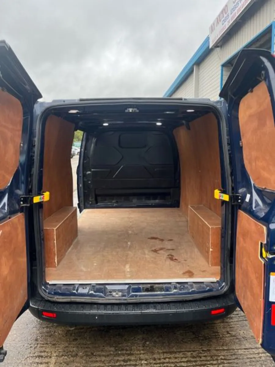 Ford Transit 2020 - Image 4