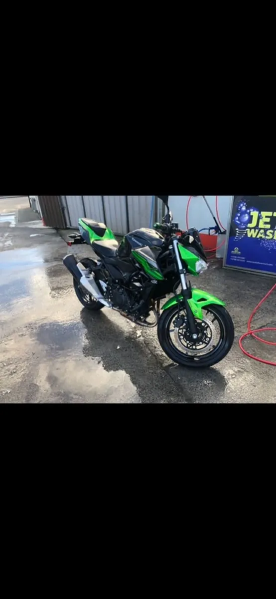 Kawasaki Z4 2022 - Image 2