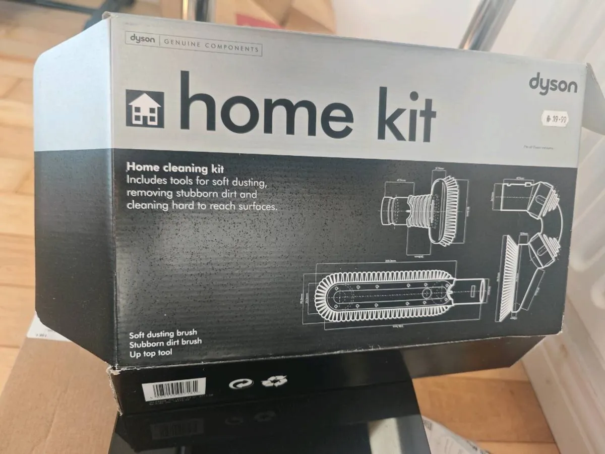 Dyson Home Cleaning Kit - Image 1