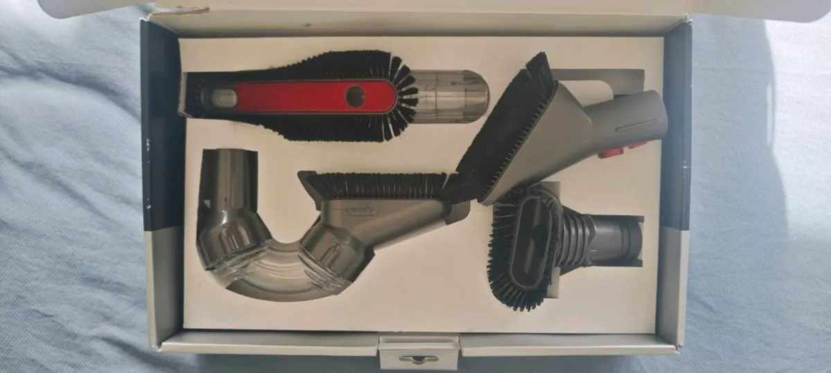 Dyson Home Cleaning Kit - Image 2