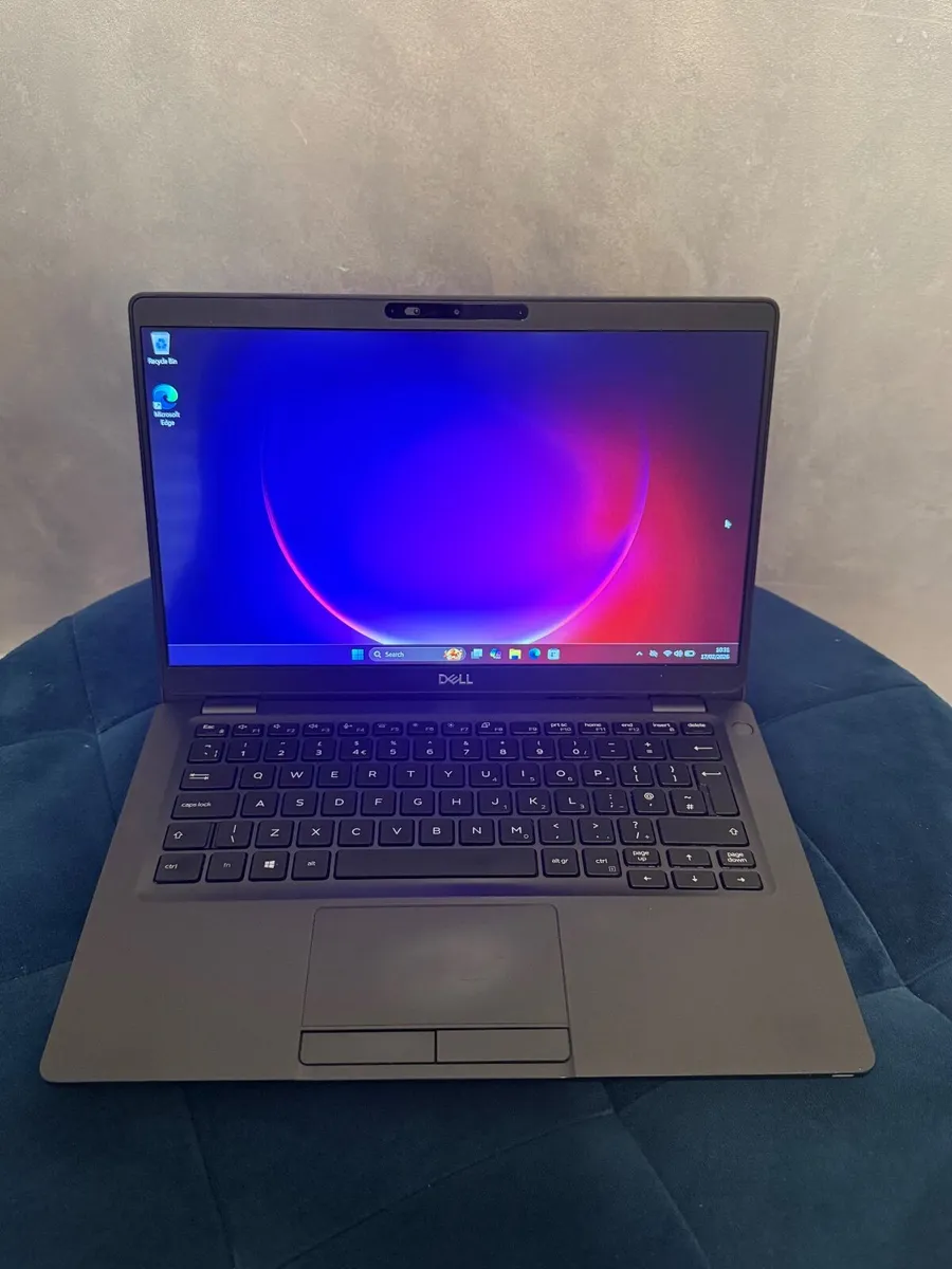 Dell Latitude 5300 Laptop i7/16GB/512SSD/FHD - Image 1
