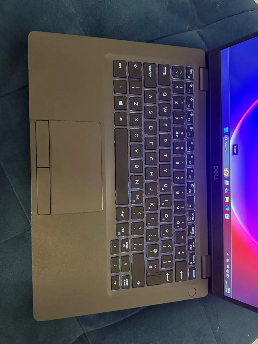Dell Latitude 5300 Laptop i7/16GB/512SSD/FHD - Image 2