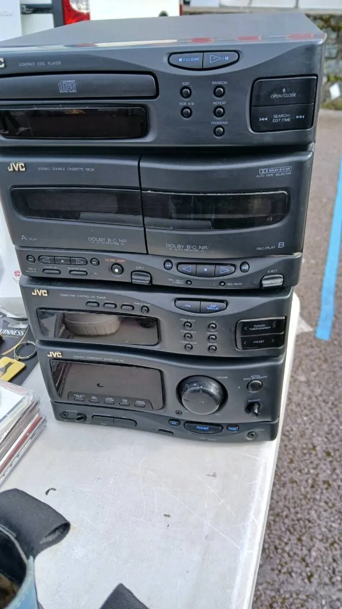 Music centre - Image 2