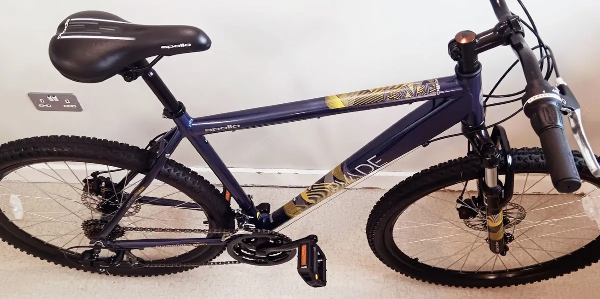 Large disc mountain bike like new - Image 1