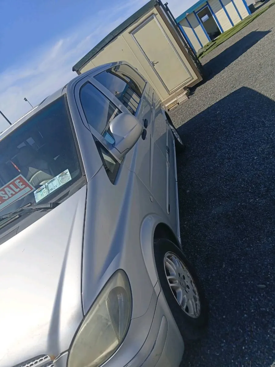 Campervan Mercedes Benz vito - Image 2