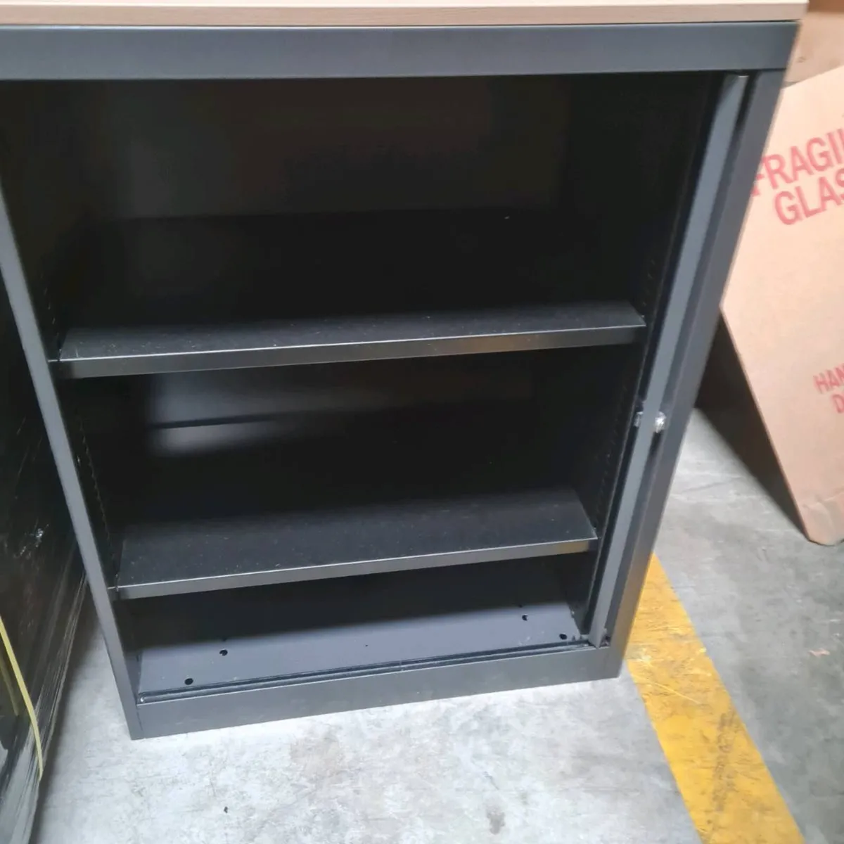 Bisley metal tambour storage cabinet - Image 2