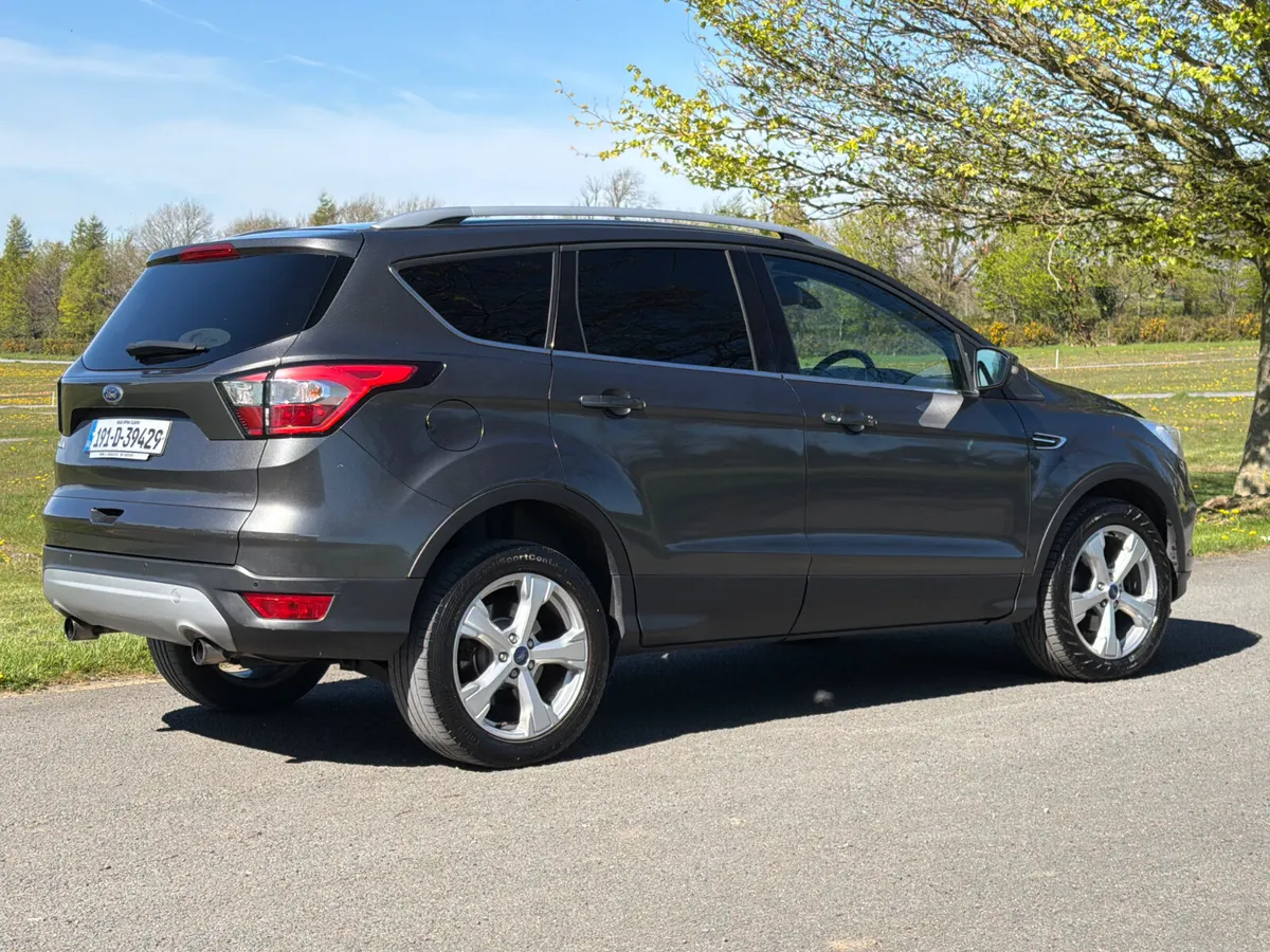 Ford Kuga 2019 commercial 2 seats - Image 4