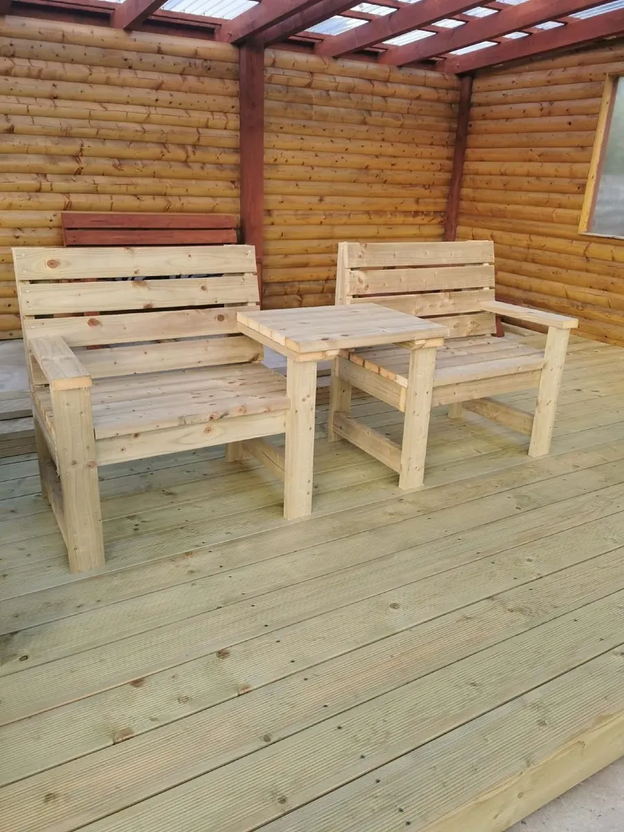 Garden furniture - Image 1