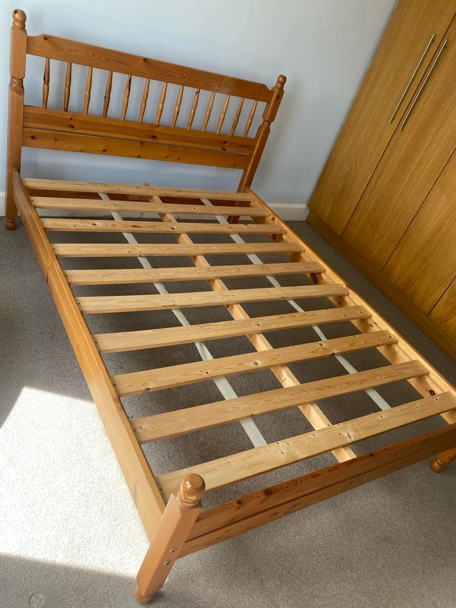 Bedroom furniture - Image 3