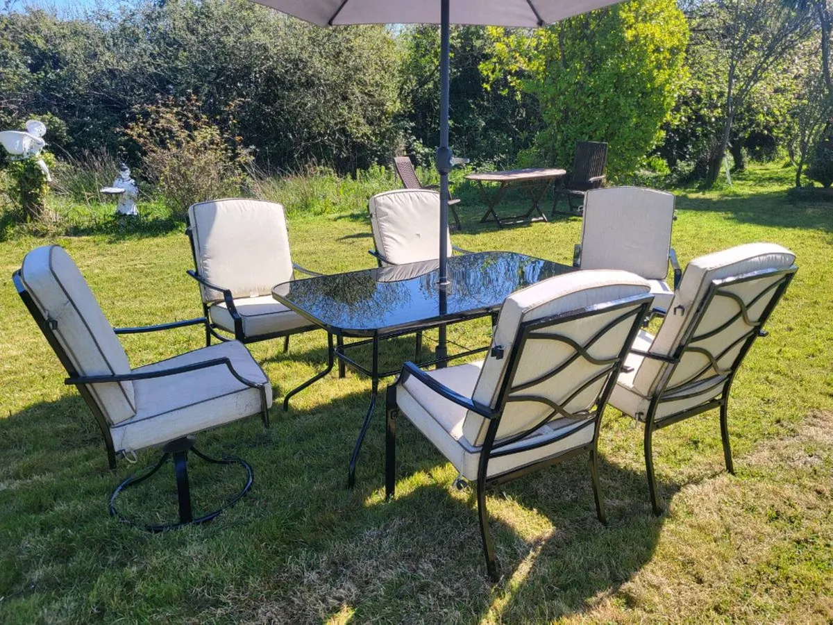 Lovely garden set - Image 3