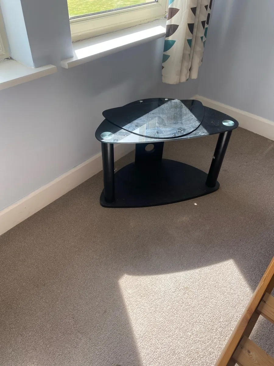 Bedroom furniture - Image 4