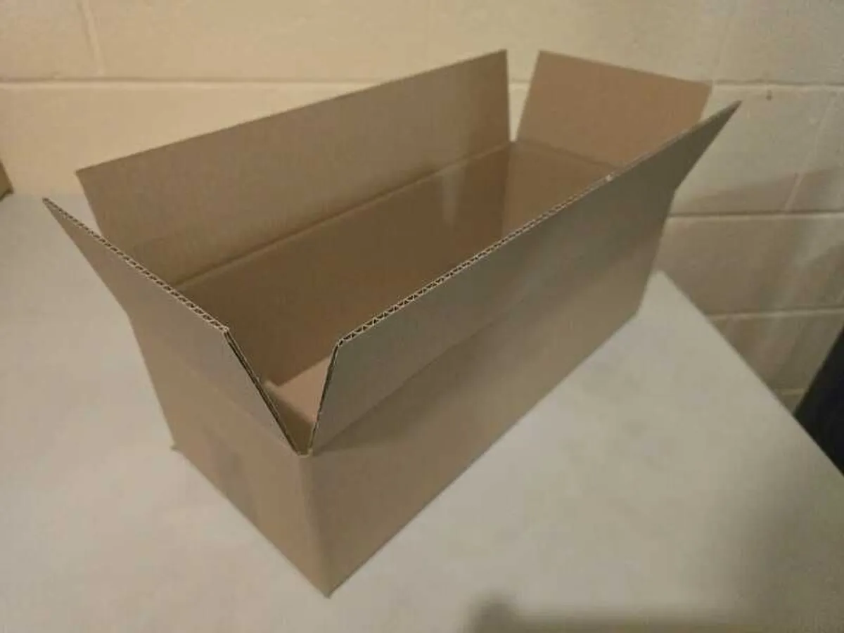 Cardboard Boxes 33x16x13cm (20 pack) - Image 1