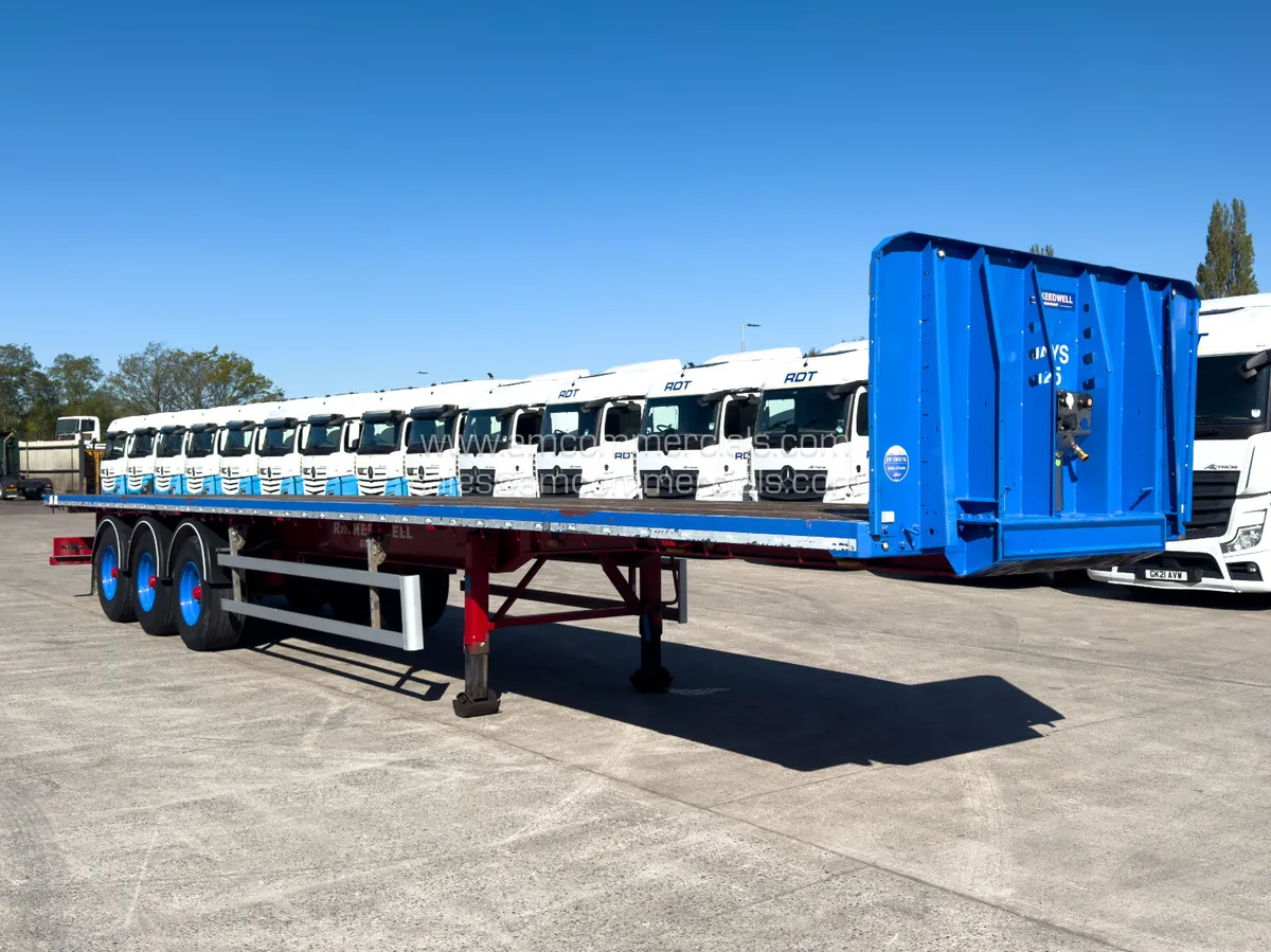 2021 SDC FLATBED TRAILER - Image 1