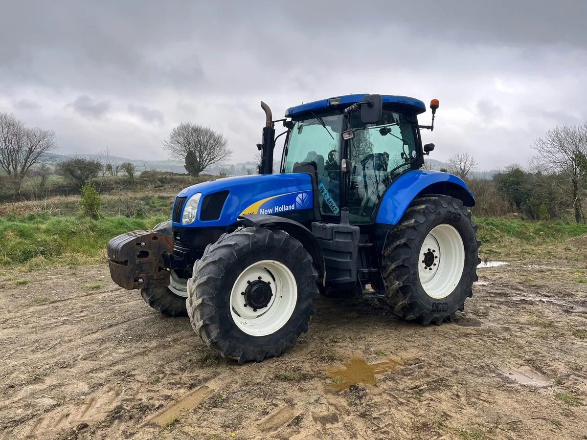 New Holland tractor T6050 - Image 1