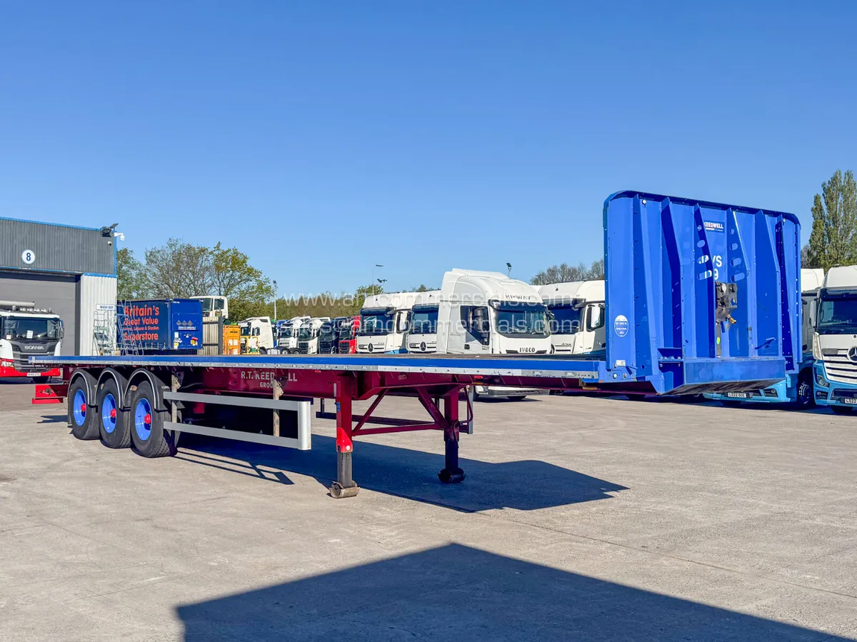 2021 SDC FLATBED TRAILER - Image 1