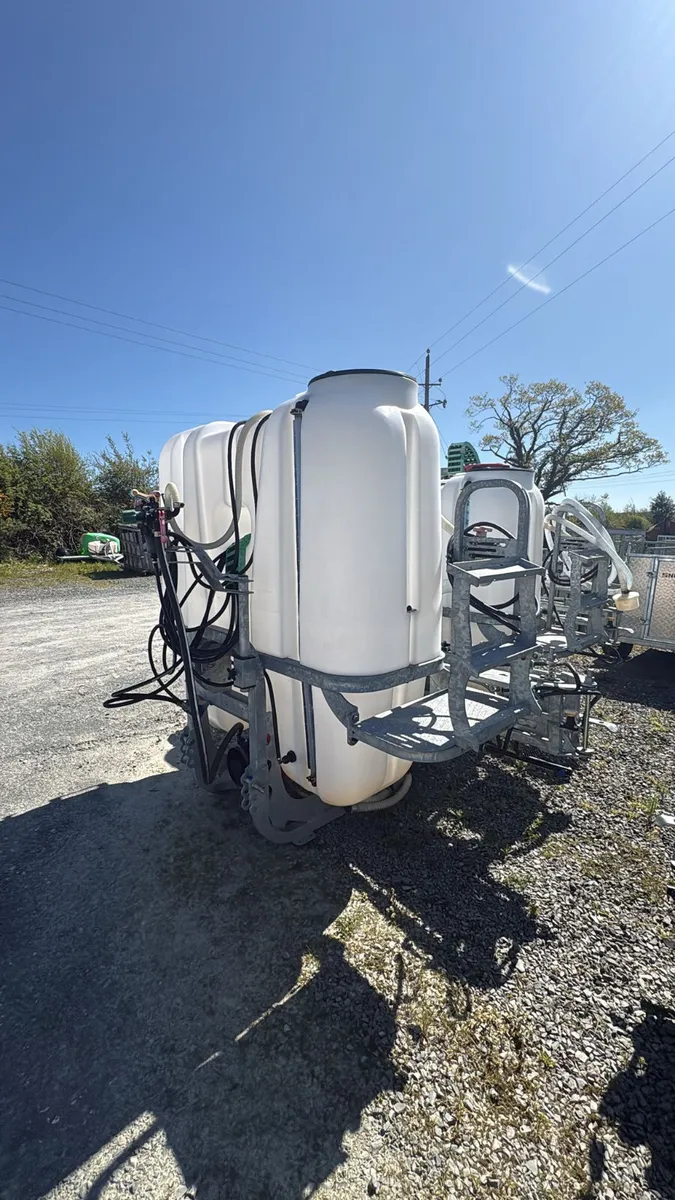New Nox Sprayers 1200L x 15M Boom - Image 3