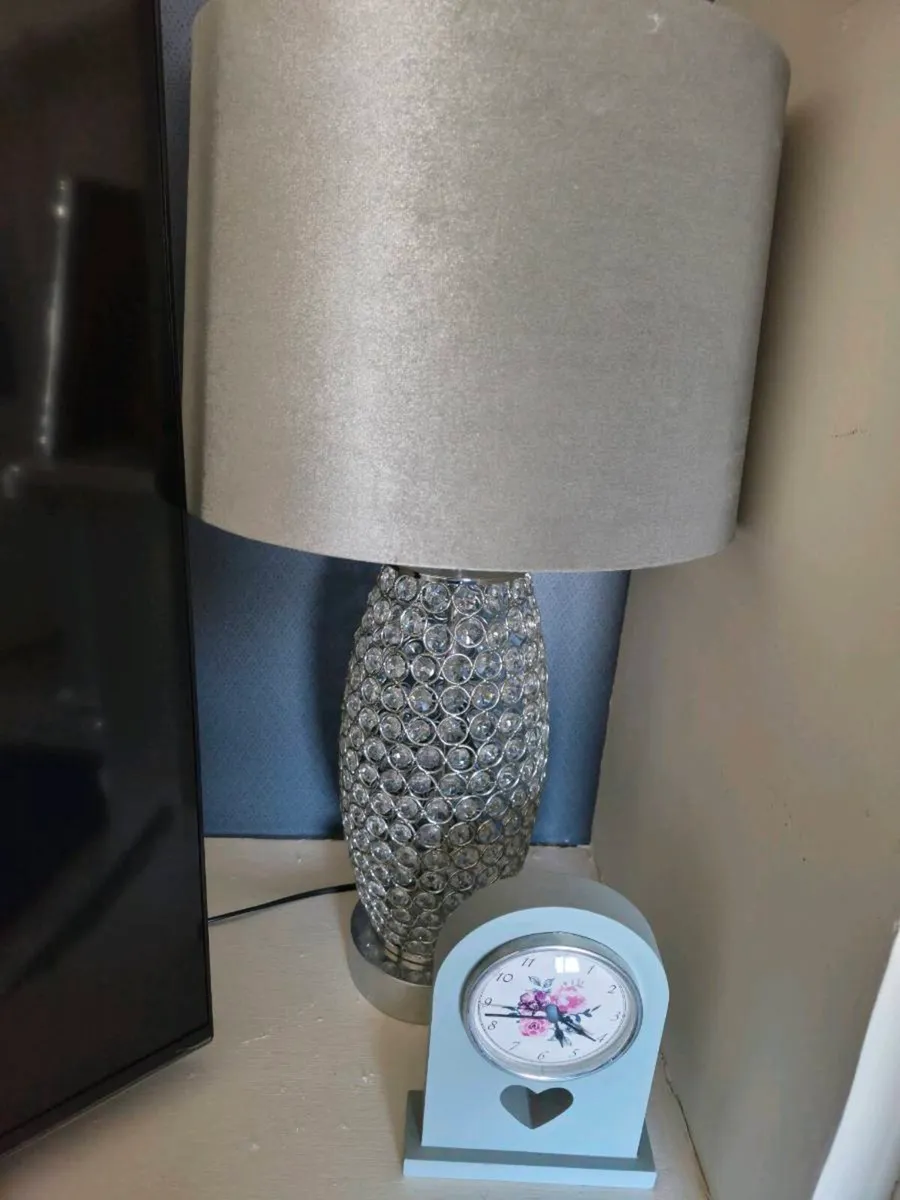 Living Room Furniture - Image 4