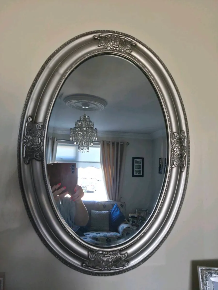 Living Room Furniture - Image 3