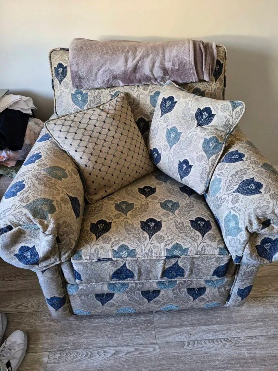 Living Room Furniture - To be Collected - Image 4