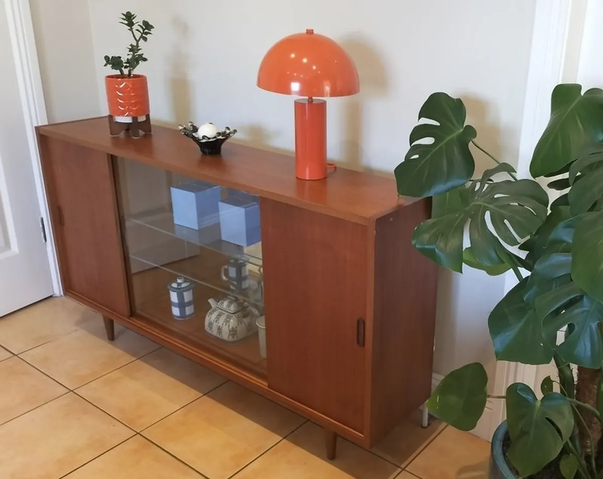 Mid Century Vintage Teak Display Cabinet - Image 4