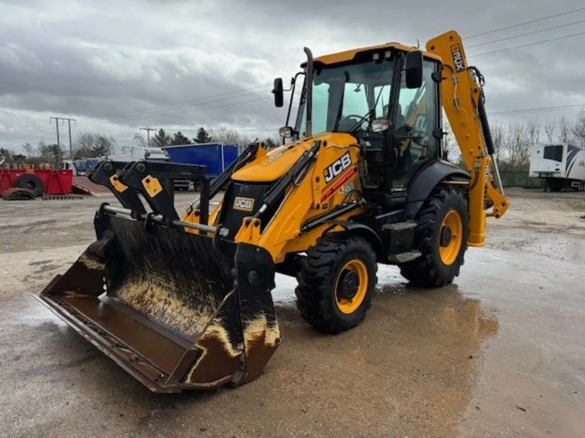 2024 JCB 3CX SITEMASTER BACKHOE LOADER - Image 1
