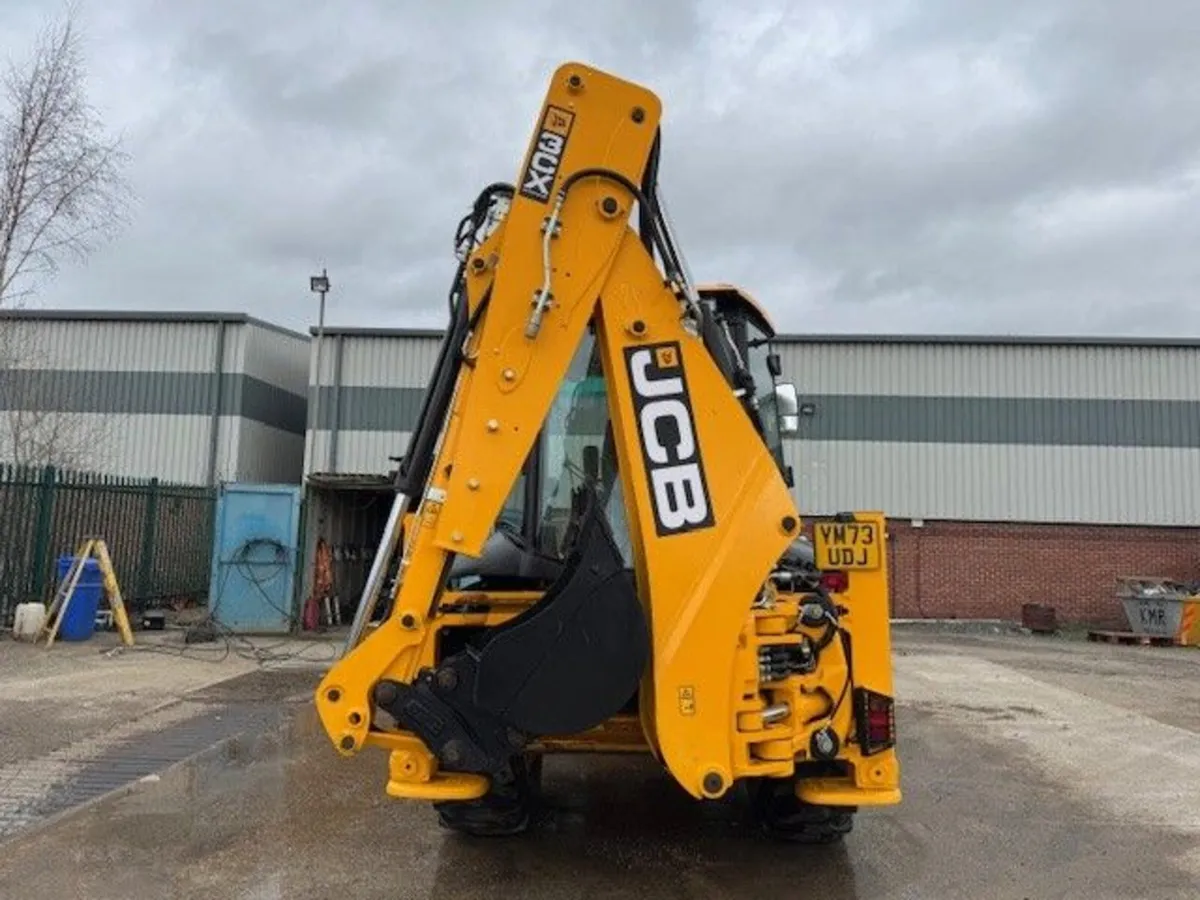 2024 JCB 3CX SITEMASTER BACKHOE LOADER - Image 4
