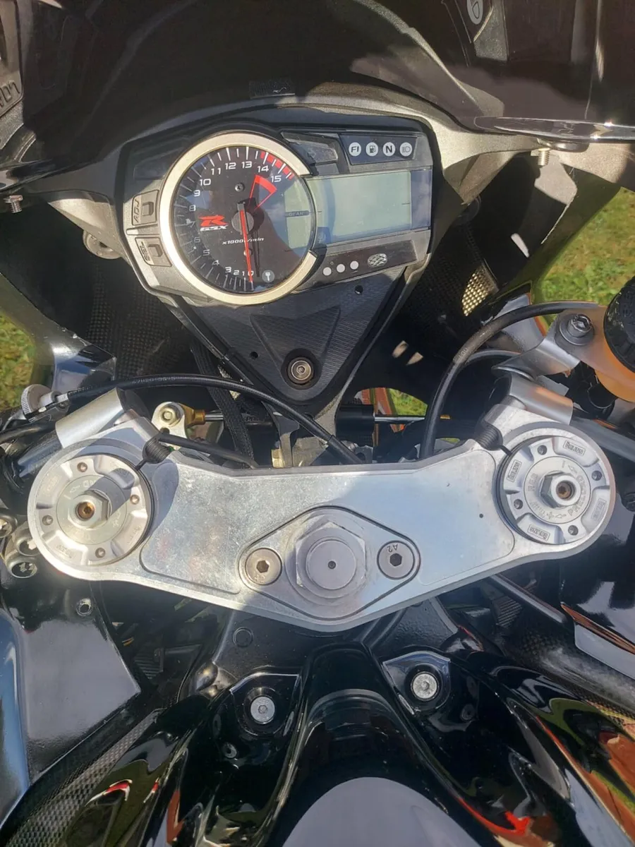 Suzuki gsxr 1000 track bike - Image 4