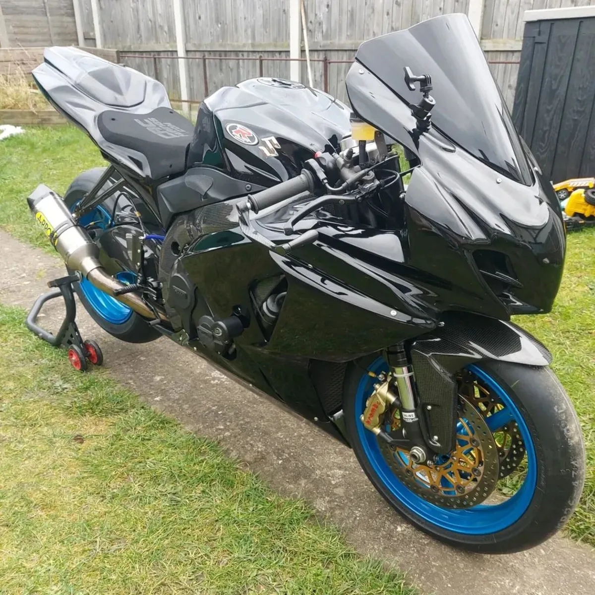 Suzuki gsxr 1000 track bike - Image 2