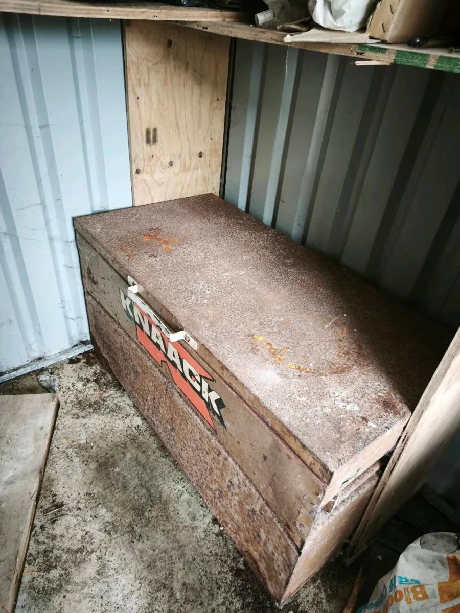 Tool box - Image 1