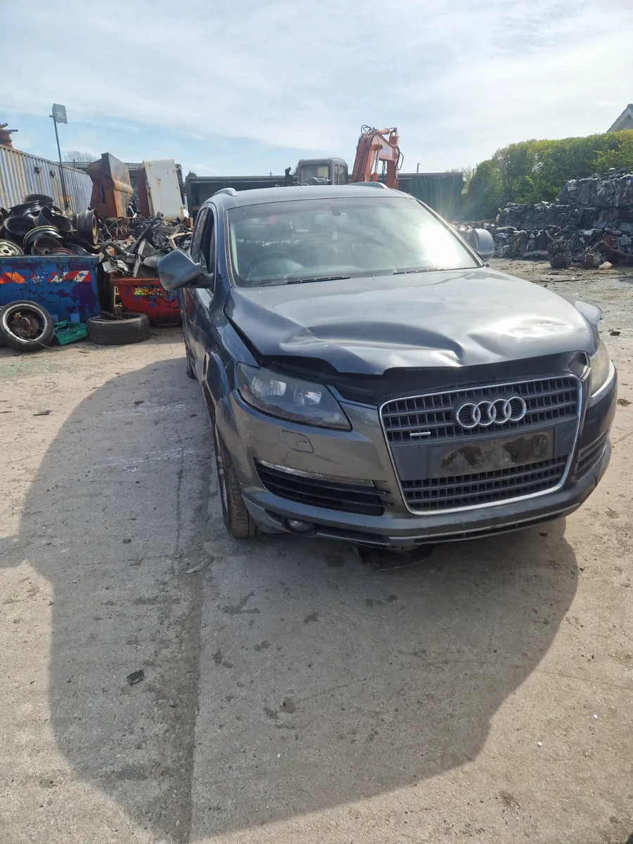08 Audi Q7 for breaking 3.0tdi