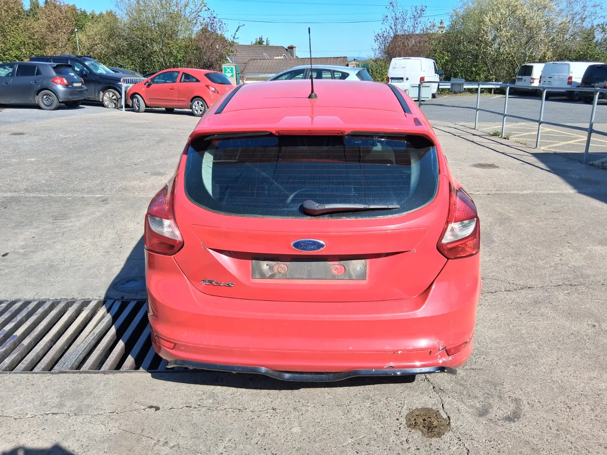 2011 FORD FOCUS 1.6 (for parts only) - Image 4