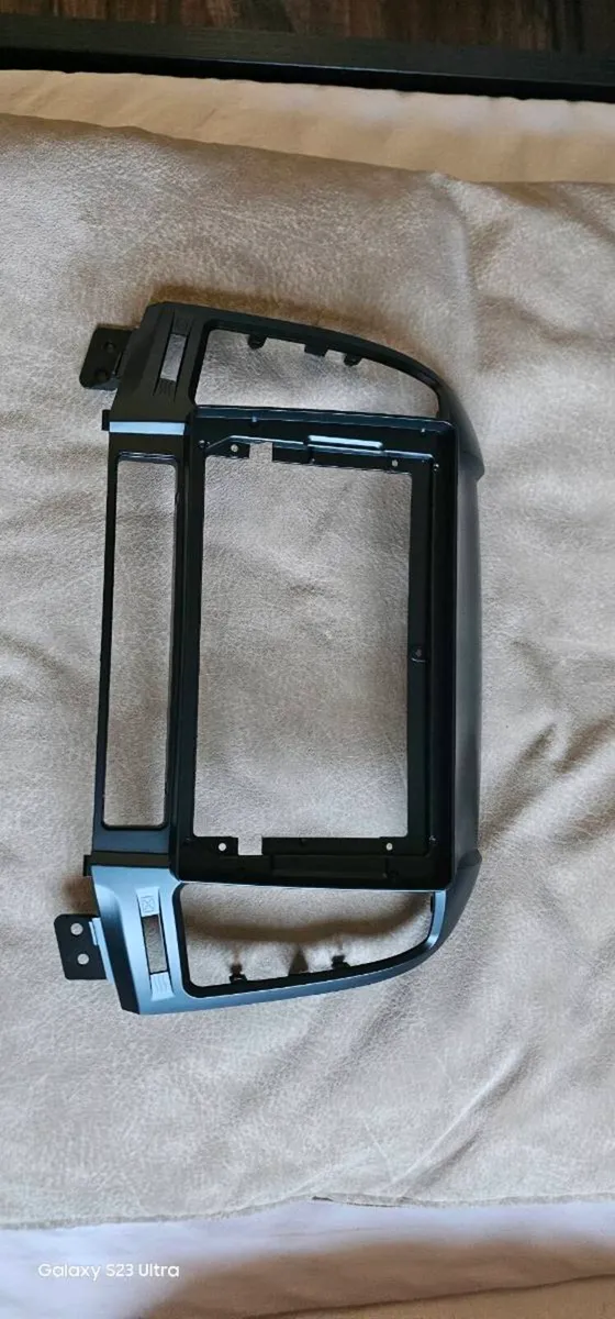 Hyndai Santa Fe 2 DIN Audio - Image 3