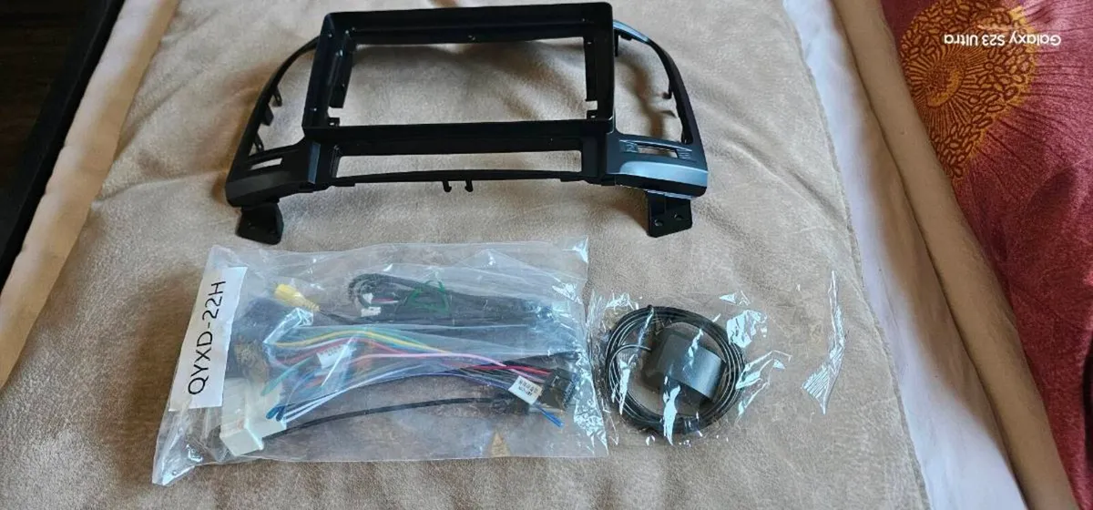 Hyndai Santa Fe 2 DIN Audio - Image 4